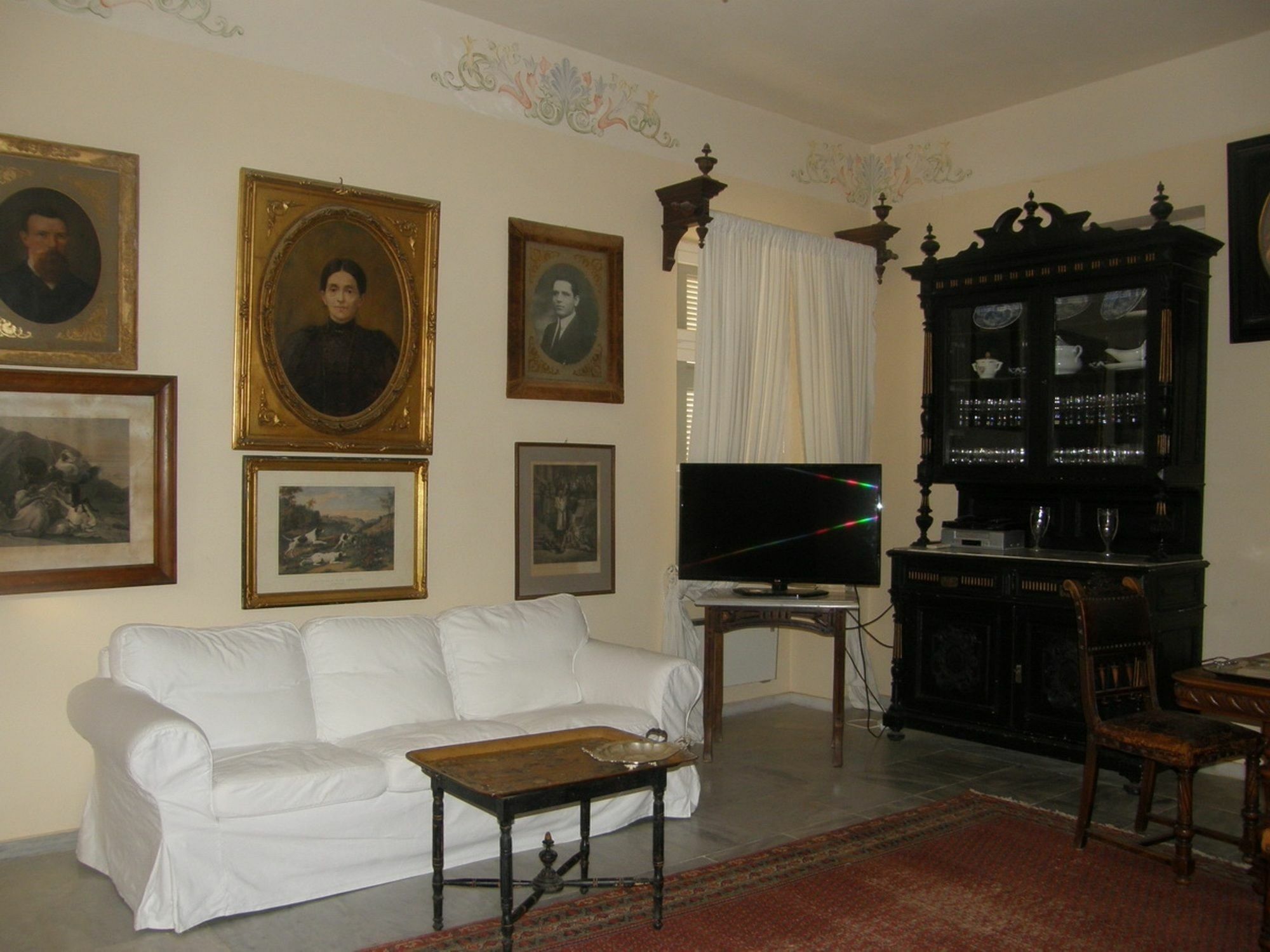 Aristocratic 19Th Century Neo Classical Mansion With Private Pool Финикас Экстерьер фото